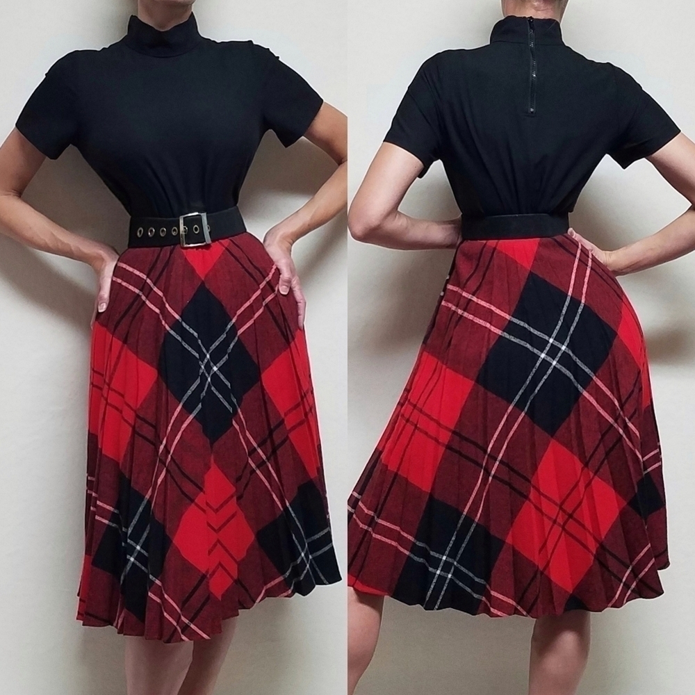 VINTAGE 1960s Black Short Sleeve Blouse Plaid Wool Midi Skirt Wide Black Belt